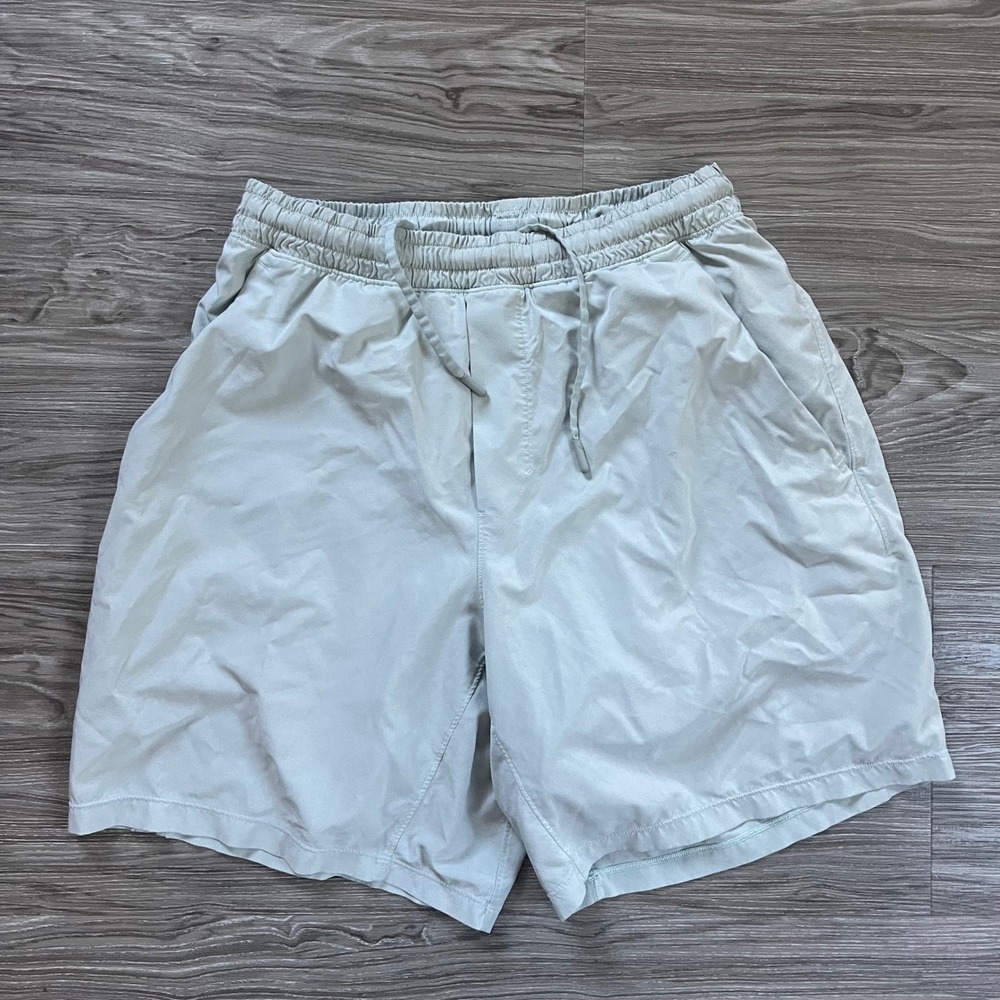 Lululemon Pace Breaker Lined Shorts Mens 7 Inch Sage Green Athletic Running